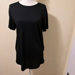 Elegant Black Short Sleeve Women's Tee